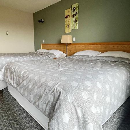 Hillview Motel Vanderhoof Ngoại thất bức ảnh