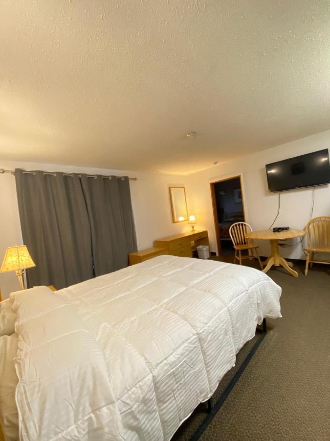 Hillview Motel Vanderhoof Ngoại thất bức ảnh